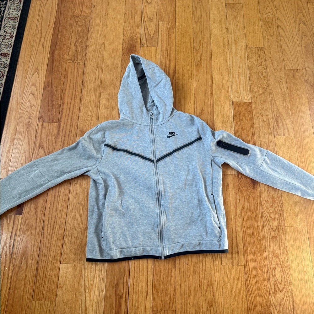 Nike Light Gray Full-Zip Hoodie